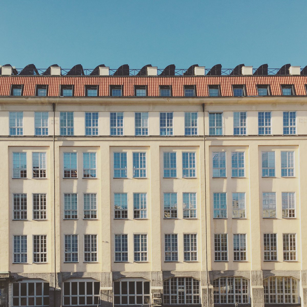 oddstudio's tweet image. New Office! Idag flyttade jag in i Tobaksmonopolets gamla industrilokaler på Södermalm, en bit från Mariatorget.