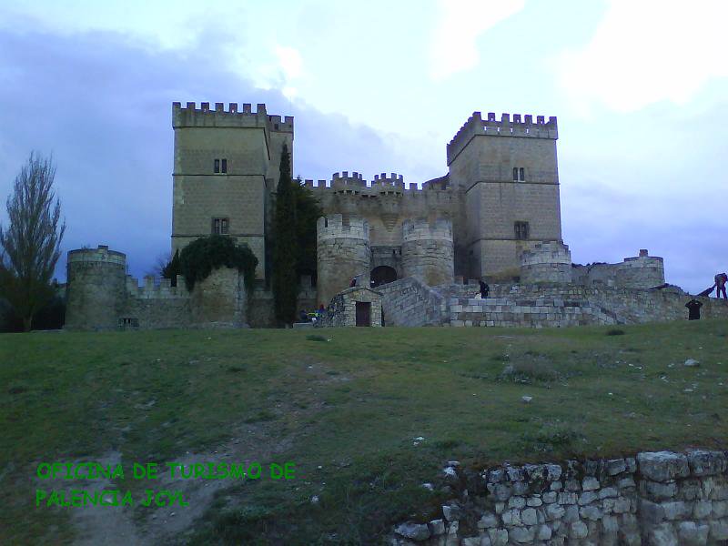 TurismoPalencia's tweet photo. #WMT15 Thanks FV @WTM_London @spain a small province, a big heart #Palencia. North #Spain #WMT2015 #castles https://t.co/cXkFKEjTSy