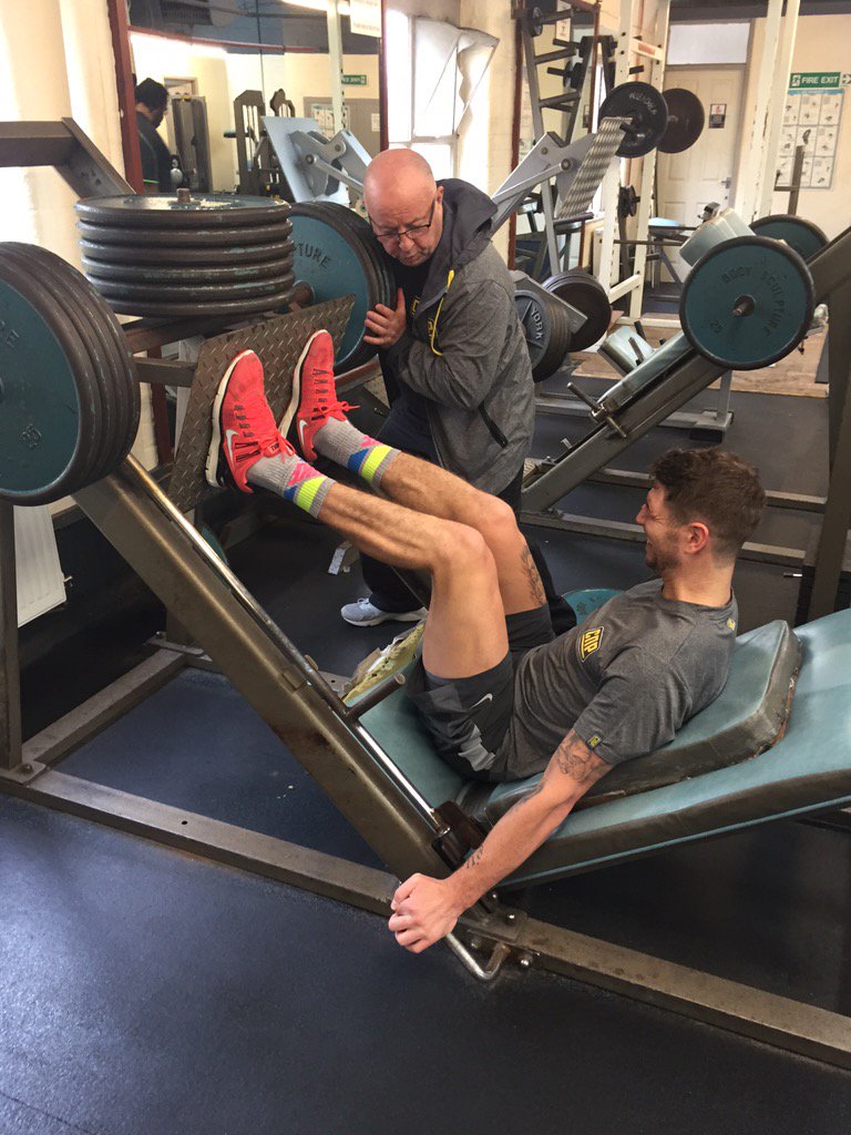 Today we're <a href="/BettaBodiesGym/">BettaBodiesGym</a> #TeamCNP athlete <a href="/Brian_Lion_Rose/">Brian Rose</a> on leg press with Kerry Kayes