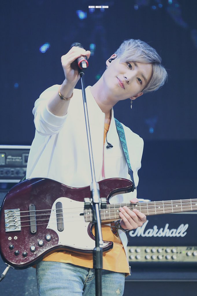 LoudLikeLove_6's tweet photo. 151018 대만 쇼케이스

빼꼼>_<💕 사랑스러움이 모여 사람이 된다면 그게 너일거야💕
https://t.co/Td5PRWIxoM

#Day6 #데이식스 #영현 #YoungK @youngk1993 https://t.co/dtzfMq1LM1