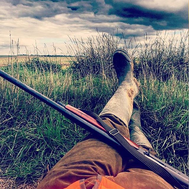 LeChameau1927's tweet photo. Hunting Day #lechameau #maitrebottier #boots #1927 #rainy #rubber #hunting #chasseur Photo : https://t.co/0r09fJYV0M https://t.co/96DSSsjGZ6