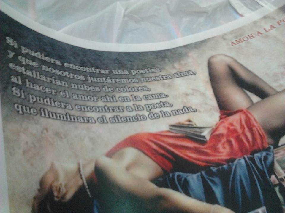 luiscazamora's tweet photo. #VersosDeMediaNoche
Si pudiera encontrar la poetisa perdida todo tu cuerpo recorrería mi alma solitaria  #lcjs https://t.co/PiG4D16KOB