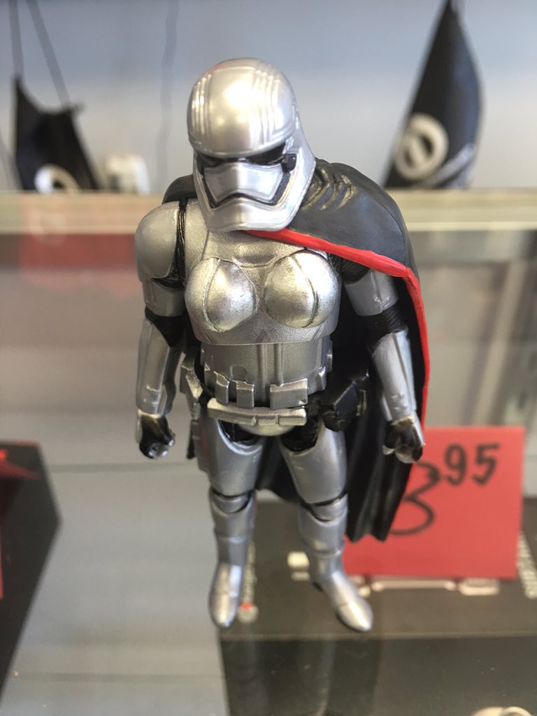 WifeIsKillingMe's tweet photo. Tune in on iTunes, Stitcher and Podomatic for your chance to win a custom anatomically correct Capt. Phasma! https://t.co/DR2Am5QYF9