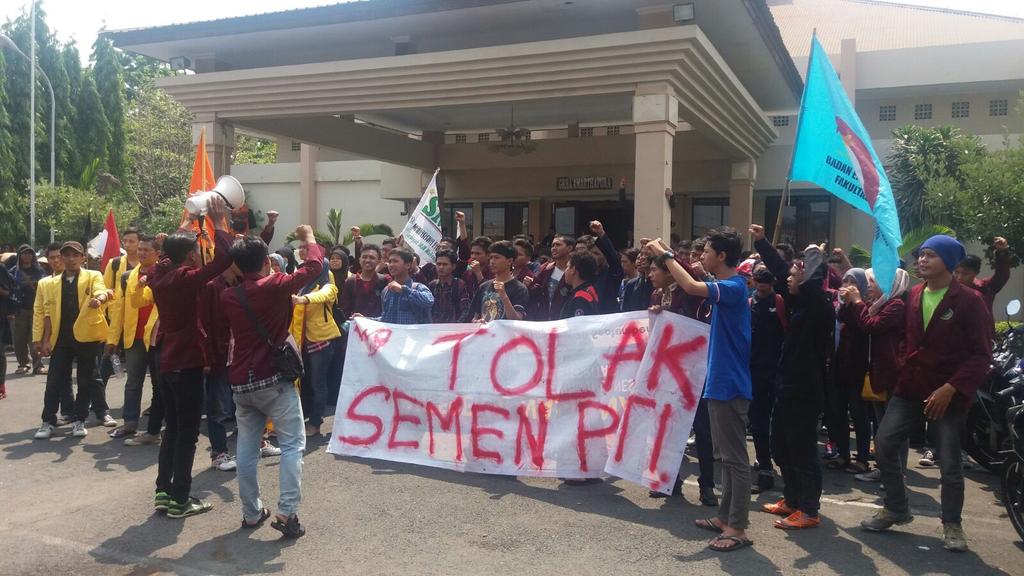 Permalink gambar yang terpasang