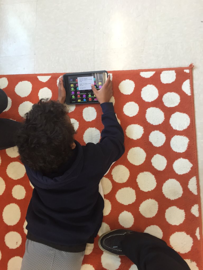 kestanfield's tweet photo. #EdTechTakeover Monday @MaryLinRockets #3rdGrd #MsWilliams #MultiplicationRace @APSInstructTech #CoTeach first block https://t.co/Y105vhm9Kl