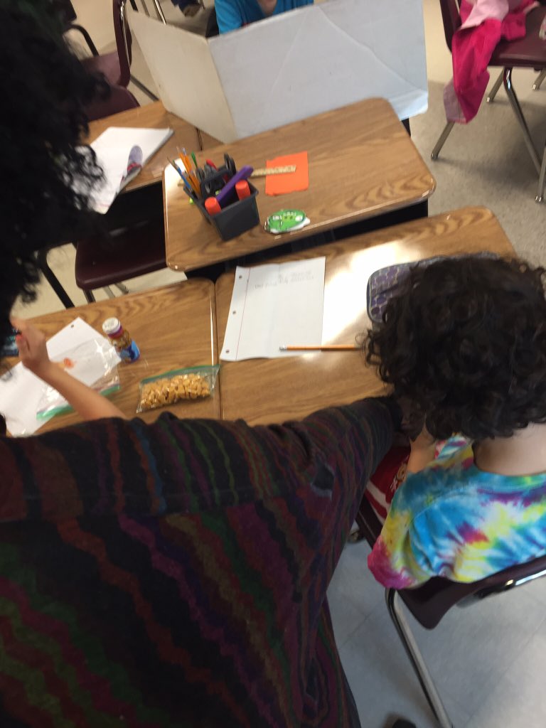 kestanfield's tweet photo. #EdTechTakeover Monday @MaryLinRockets #3rdGrd #MsGosha #MultiplicationRace @APSInstructTech #CoTeach second block https://t.co/x8IJEyHVYn