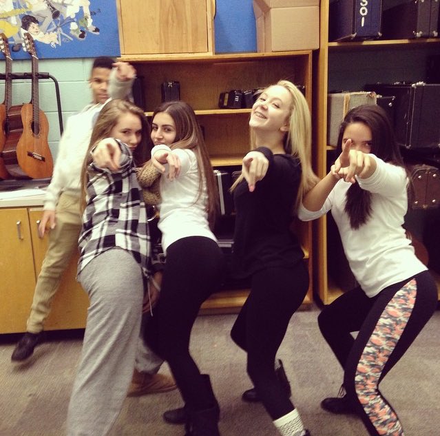 taylormurgich's tweet photo. HAPPY BDAY SOF!!!! U ugly sometimes but ily I hope u had a gucci bday #clarinets #horses #dmdances @SPennacchietti https://t.co/6ppJjvMzLn
