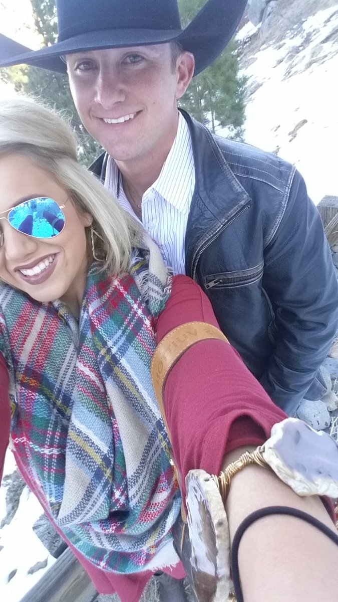 MadelynEden's tweet photo. @BullRider93 be careful going back to OK😘 https://t.co/vHxzIaTiZI