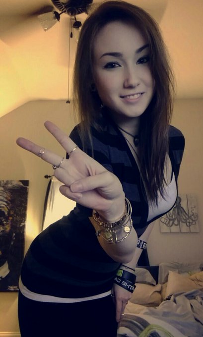 Feeling cranky today but whatever. I love you always 😘 Also, I have alien hands...don't talk about it