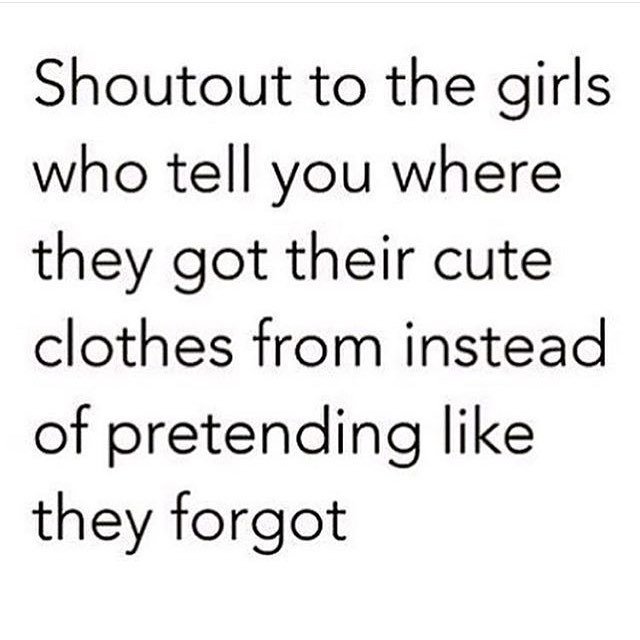 In case you're wondering, it's designed by @Karen_Walker and available from <a href="/theiconicau/">THE ICONIC</a> in blue and yellow 😜😆😉! #w…