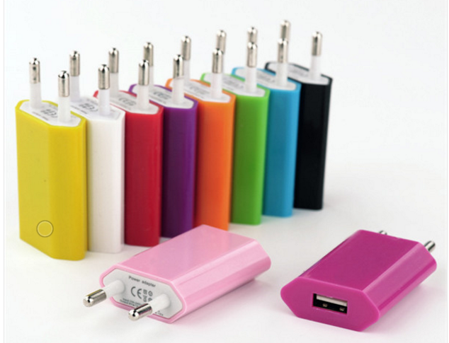 AlimaTecnomoda's tweet photo. Adaptador de corriente Usb  Por tan solo 2€ (gastos de envio GRATIS) Elige el color que quieras! RT! https://t.co/NSh6oTgiJT