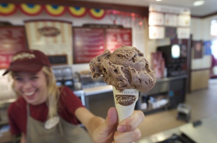 monstersandcrit's tweet photo. #HolidayFoodie2015 #Graeters Ice Cream Is #Cincinnatis Creamy Dreamy Secret https://t.co/4QgmQnGY9A https://t.co/9ZrP0WJR9o