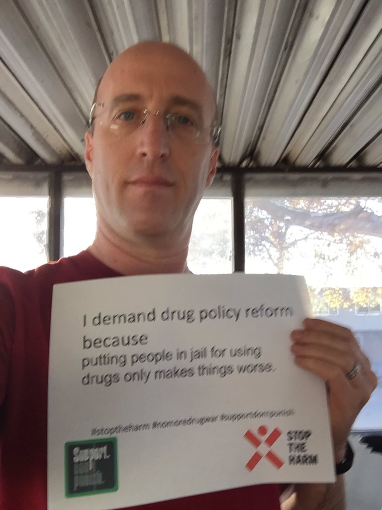 OpenRelationUni's tweet photo. The most dangerous part about any drug is the threat of going to jail.  #StopTheHarm  #NoMoreDrugWar https://t.co/fJ2ZU5RIvN