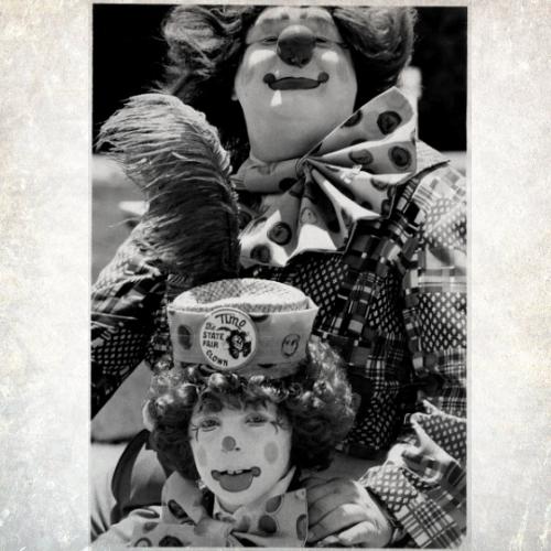 MrStrauchII's tweet photo. Today marks 5 years without my Dad.  I love and miss him every day! #TimotheClown https://t.co/S0jfQRIgb3