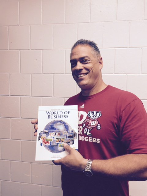 jpkendallhunt's tweet photo. Proud New Author John Mago with his Introduction to Business Text  #WorldofBusiness #KendallHuntHE https://t.co/6nTqQ7H9NM