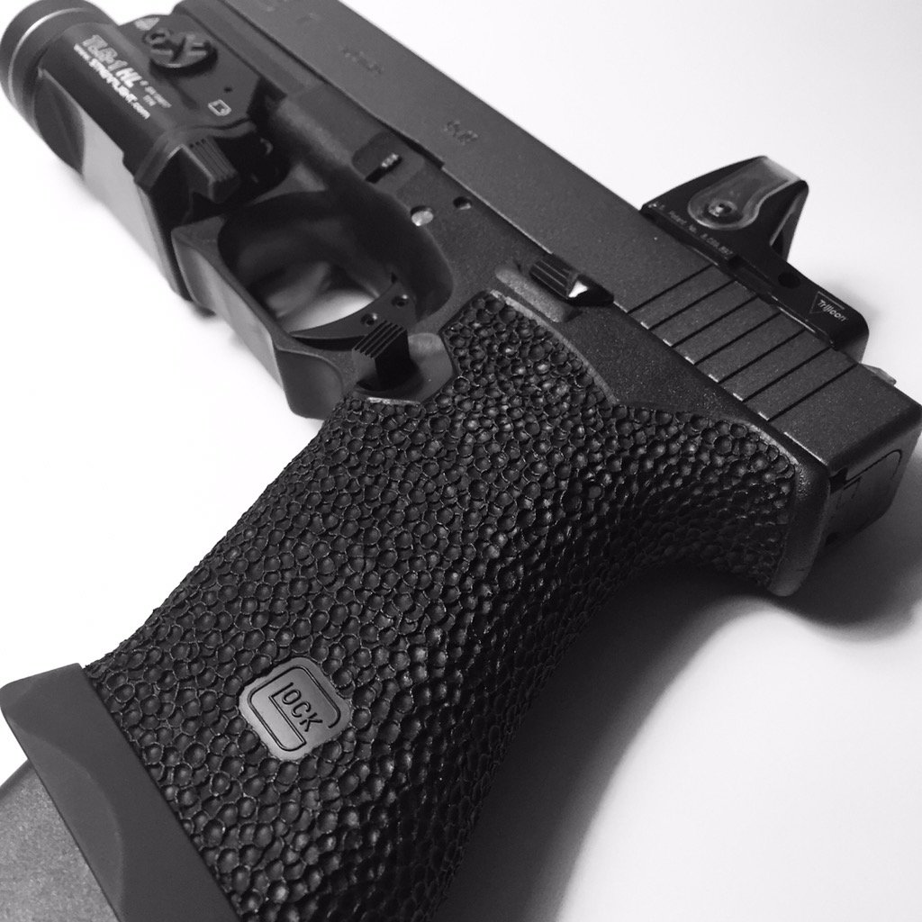 deadendgunworks's tweet photo. G17 I did. #glock #gun #2A https://t.co/nl42K7e3nm