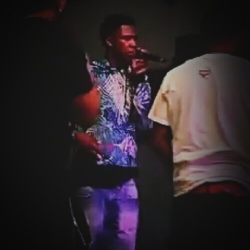 __KendellsWorld's tweet photo. Last night performance #Kendell #ItsGp  #MuhFucka https://t.co/u9cRCajWKV