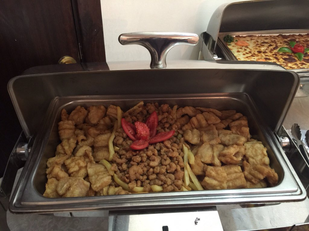 مطعم الباب العالي Albabalali Twitter