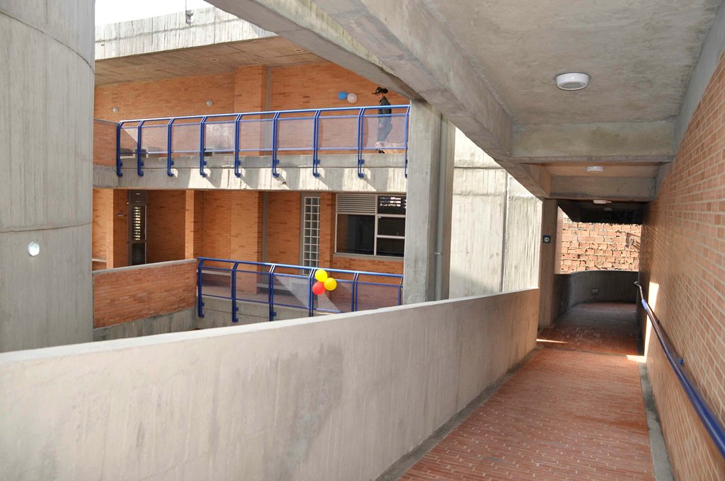 Mas sedes nuevas de colegios inexistentes para <a href="/NoticiasRCN/">Noticias RCN</a> educacionbogota.edu.co/es/sitios-de-i…