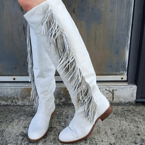 shoppursona's tweet photo. Shoe of the week now on the blog https://t.co/bLpnAl5fBG https://t.co/3Vga520o63