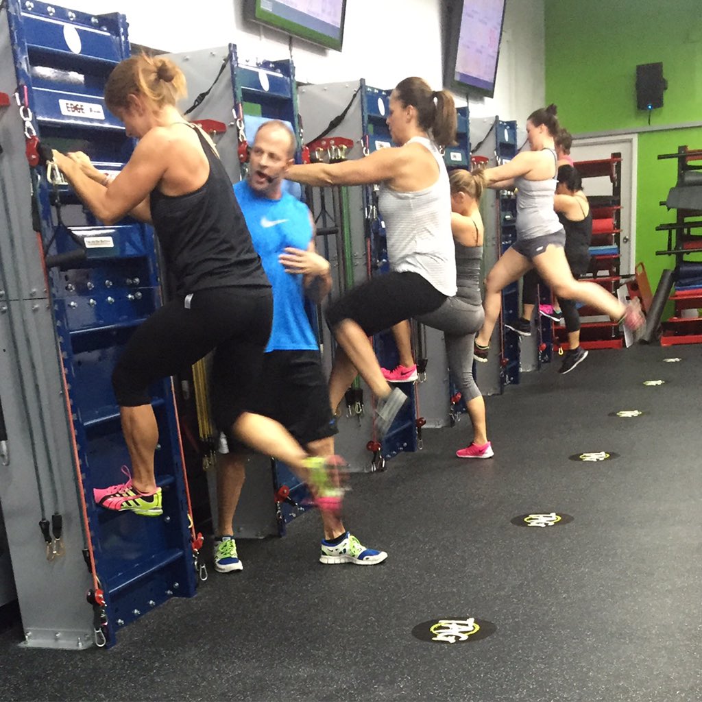 jeanineseeger's tweet photo. TAG you're IT!  #tagfitness #theantigym #thewall #youarethemachine #getstrong #noexcuses https://t.co/wIlLhsz5VG