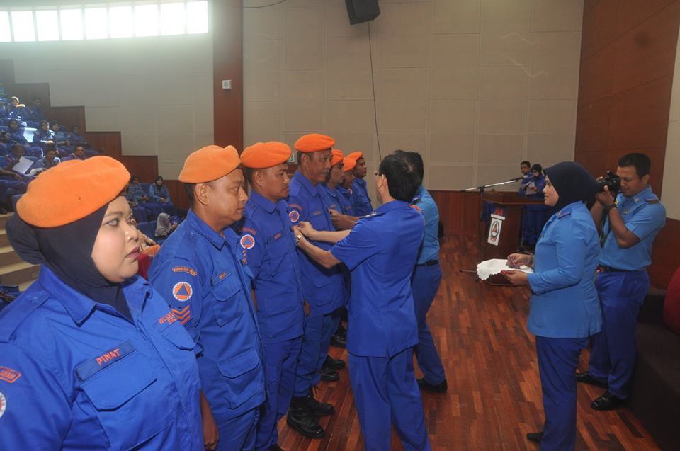 Jpamsik's tweet photo. 6.11.2015 MAJLIS PEMAKAIAN PANGKAT PEGAWAI TIDAK BERTAULIAH JPAM KEDAH   @kpjpam @datoshahidan @JpamKedah https://t.co/cDCZNXC5B7