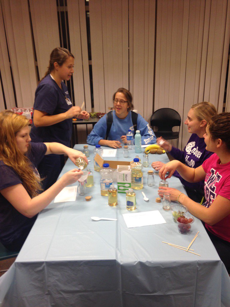 MUStrazTower's tweet photo. Join the CPC and Wellness peers for Straz Stress Busters tonight! Coloring, stress balls, and aroma therapy! https://t.co/7N8iNAQQL4