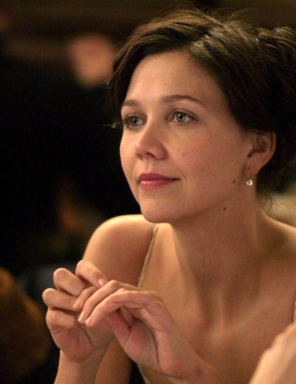 Happy Birthday to Maggie  Gyllenhaal 
Feliz cumpleaños a : 