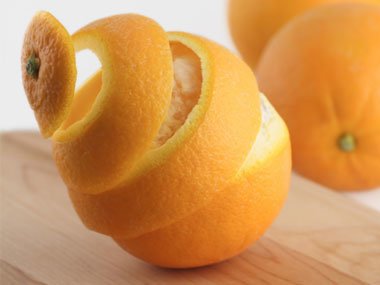 Апельсины с сахаром. Цукаты из апельсина. Сколько сахара в апельсине. Сахар в апельсине. Апельсины в сахаре.