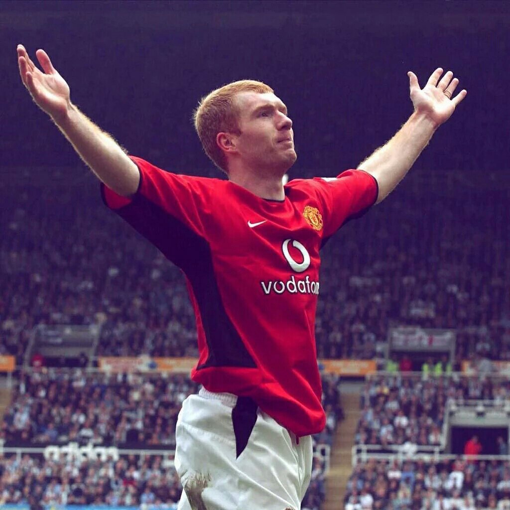 Legenda sepakbola ini sedang berulang tahun ke 41. Happy birthday Paul Scholes 