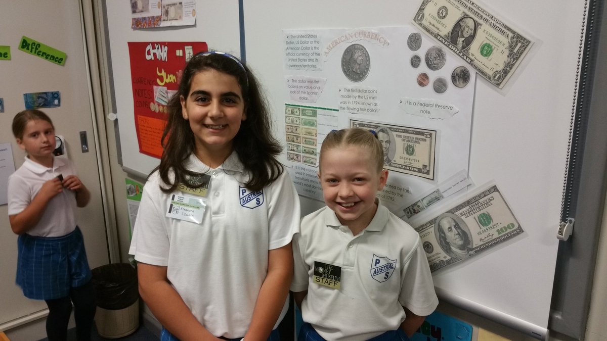 AustralPS's tweet photo. 3/4G &amp; 3/4/5T Official opening their Money  Museum @AustralPS @attard_c @Matt_Thompson77 @drmckay20 @JanRogersLEPS https://t.co/JSYdQJGUrZ