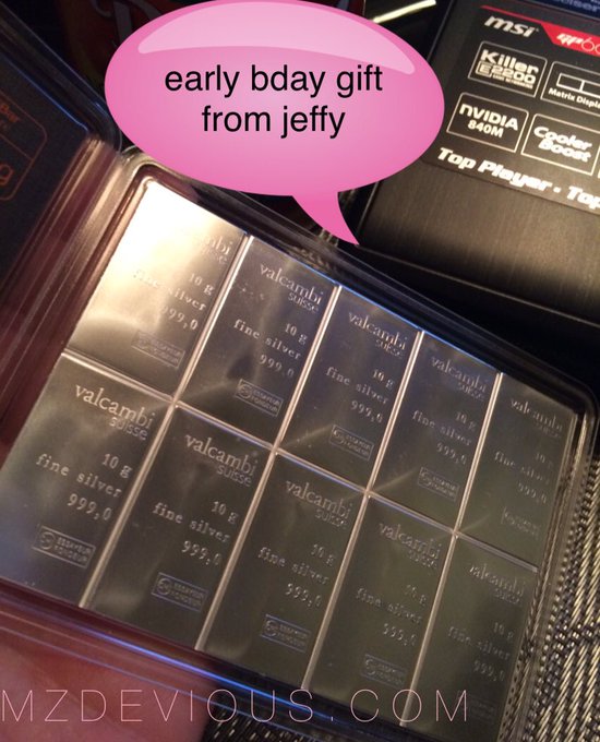 I'm really bad when it comes to sharing my prezzies. Here's a fave from the other day. 100 grams of $ilver<a href="/tag/femdom"class="tags"><span>#femdom</span></a><a href="/tag/humiliatrix"class="tags"><span>#humiliatrix</span></a><a href="/tag/fetishclip"class="tags"><span>#fetishclip</span></a>