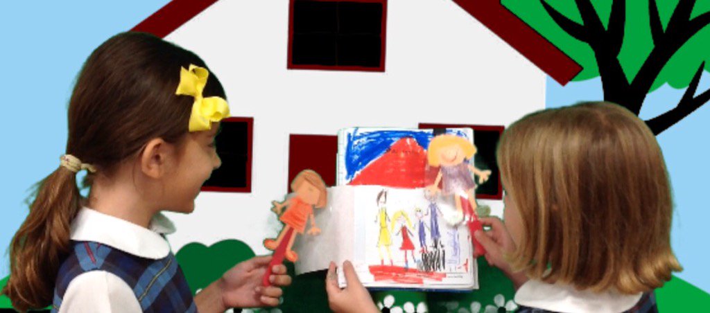 MaCristinaRV's tweet photo. Presenting family members in L2 with interactive notebook &amp; personal puppet. #earlylang #langchat #roadtoproficiency https://t.co/jdDGPVv3p0