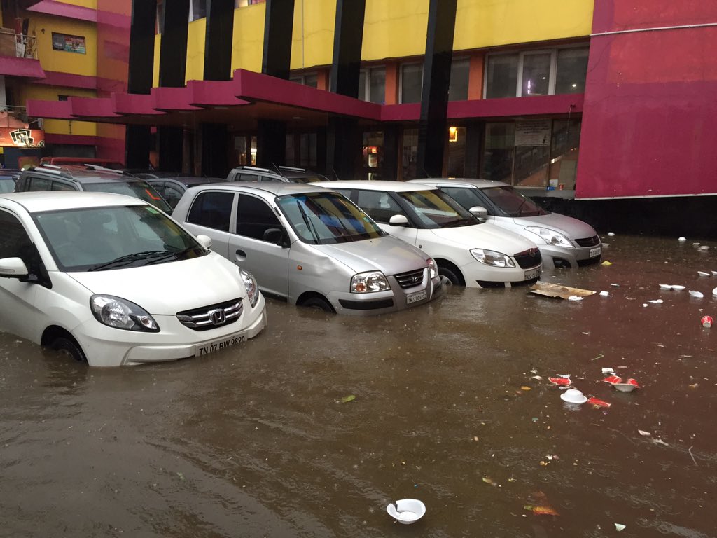 VettriTheatres's tweet image. #ChennaiRains #Vettri #Chrompet current situation ...