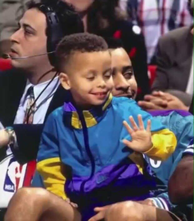 DoctorNBA's tweet photo. :: 3 POINTERS ::
Steph Curry=1,246 (427 games) 
Dell Curry=1,245 (1,083 games) https://t.co/oJvu79GacP