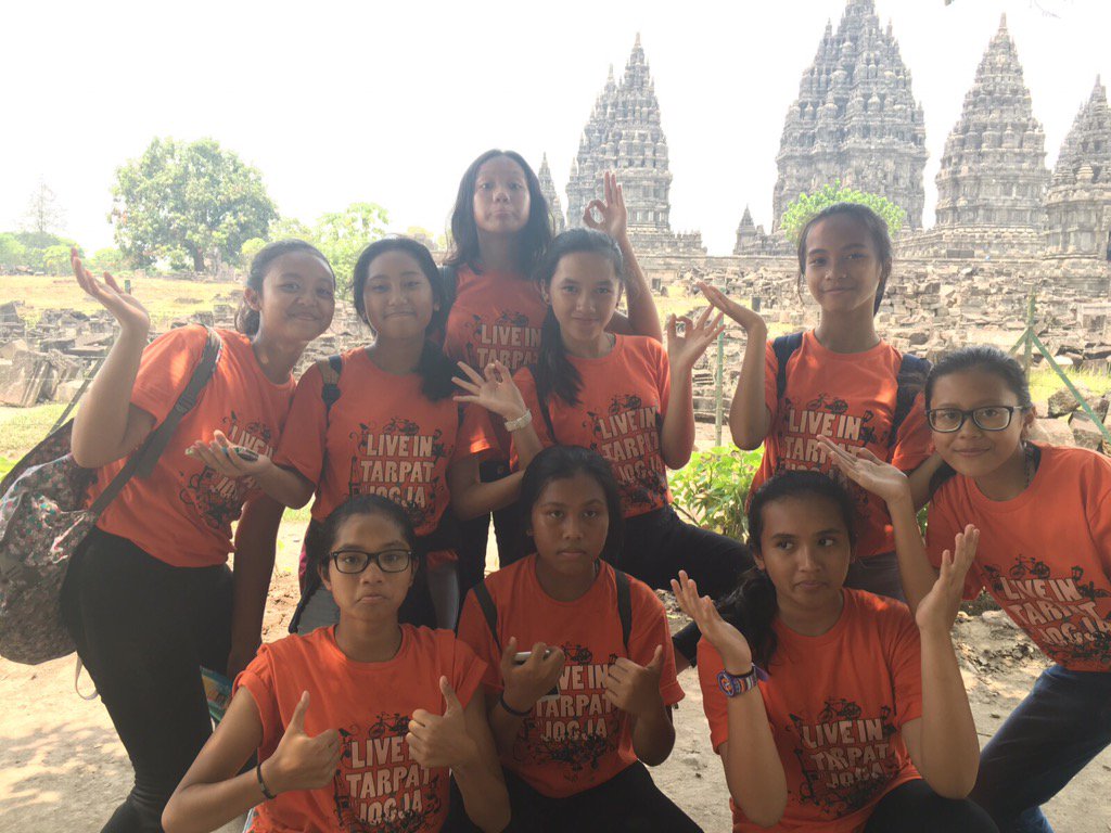 Abbyours_FC's tweet photo. Ramerame 😂
Prambanan #Jogja
@AbbyIdolJr https://t.co/2SrY84gCYf