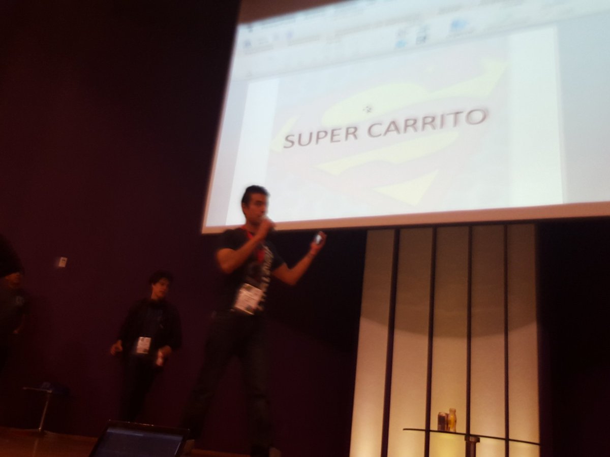 codigofacilito's tweet photo. Súper carrito un carro inteligente para el súper #iohack https://t.co/eny1KwAKut