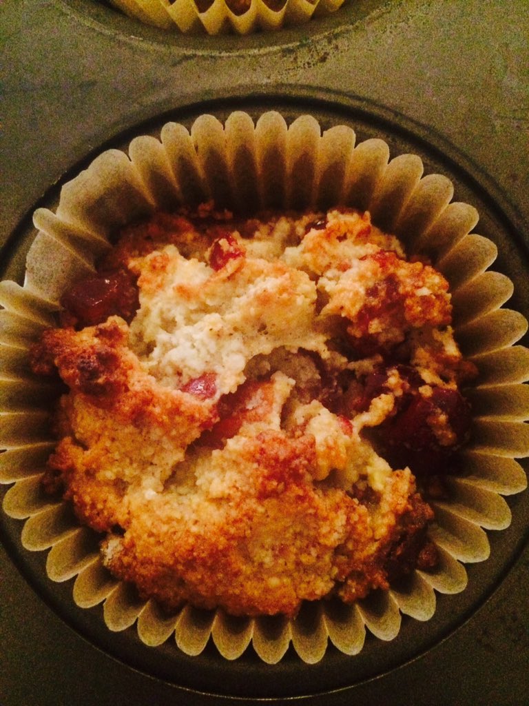 MimaGeere's tweet photo. Gluten-free low-carb cranberry pecan muffins #foodsforlife  #kidsfood #antiinflammatory https://t.co/DEoz7Ou1iP