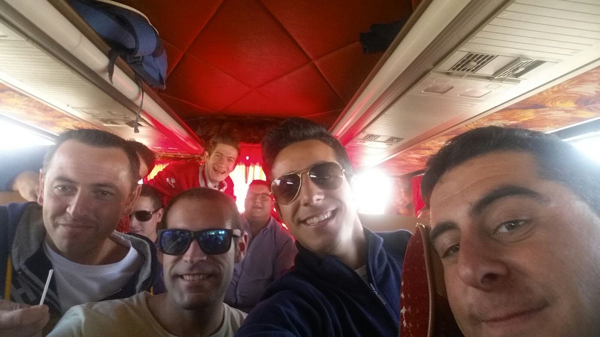 sebas_alcazar89's tweet photo. Vaya dia que hemos pasado por #Madrid con @bandarescatado #hayqueseguir #ajierroooo https://t.co/A4lAROf42I