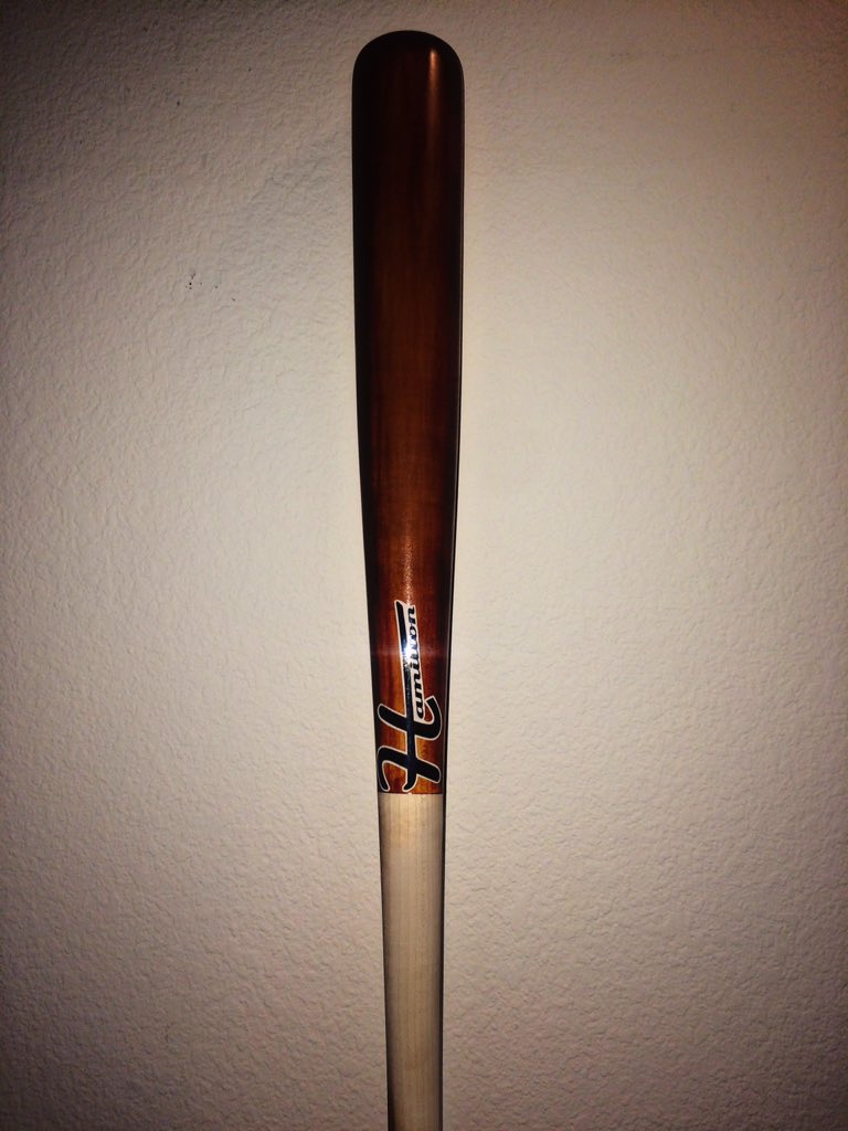 HamiltonBatCo's tweet photo. One of my favorite color ways yet #HamiltonBatCo https://t.co/9BcNIRCPM8