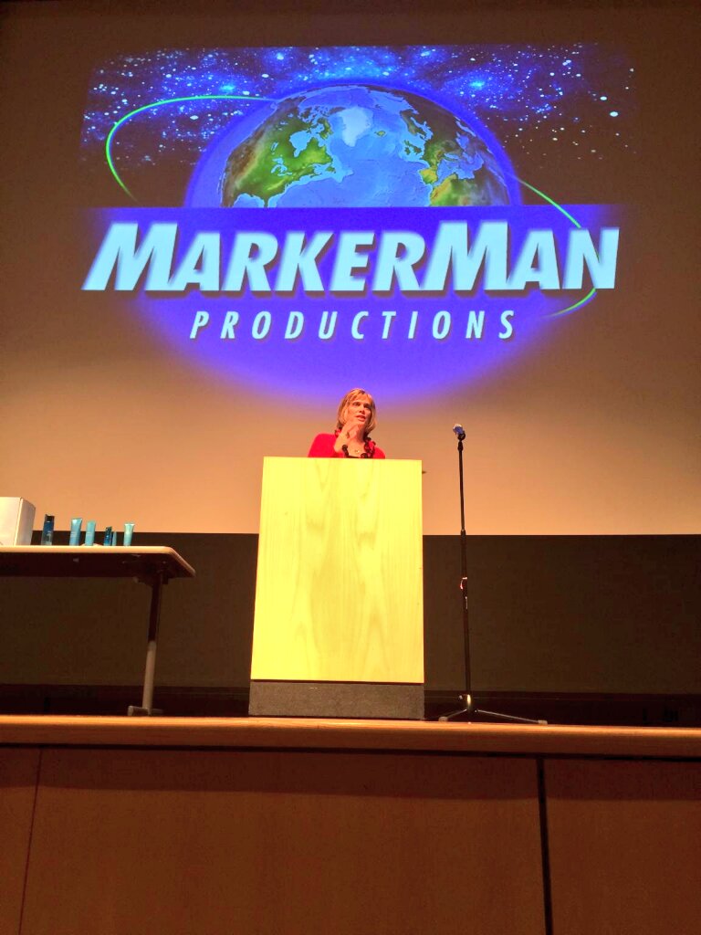 MMPJonE's tweet photo. BOOYAA!!!  Front row at the Akron Impact Session!!!  @MMPMarcia tearing it up!!! #MMPROCKS https://t.co/GuHNJtU9ZX