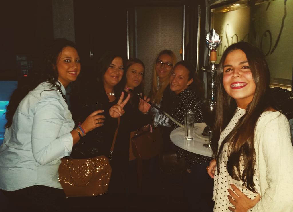 maribermu95's tweet photo. Buena tarde y noche con parte de mis flamenquitas!!😊 #oscomotoitas https://t.co/pDt1bRlrZ9