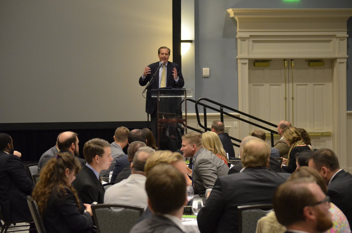 TYRF's tweet photo. Texas Lt. Governor @DavidHDewhurst gave a rallying speech at the #YRNFSC closing dinner https://t.co/Rf7dkMaHOk