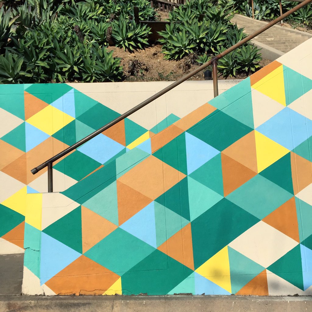 TheGraffHunter's tweet photo. Evelyn Leigh📍 #LAstreetart #silverlakestairs #redesdaleave #rotarydrive #silverlake https://t.co/khjpjMmNpa https://t.co/p01GDE80At
