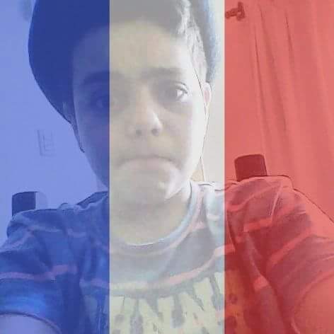 Toto_Castro_'s tweet photo. #PrayForParis 
#TodosSomosParis 
#PrayForPeace 
#PrayForWorld 
#ParisAttacks 
#PrayForFrancia https://t.co/CGvScWSPLT
