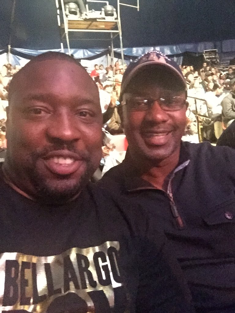 Terencegriffith's tweet photo. with Councilman Johnson @universoul circus https://t.co/nNT6M4xhav
