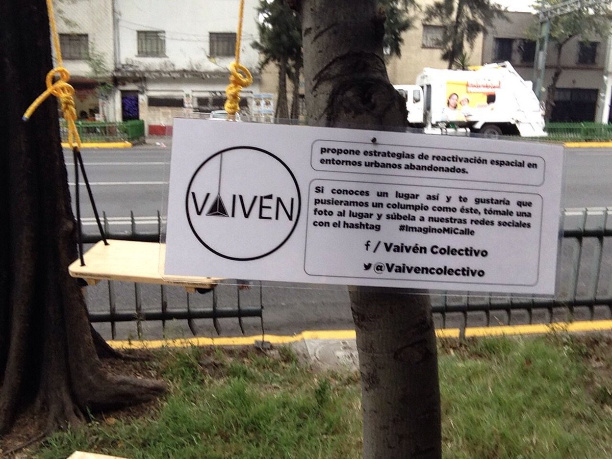 Vaivencolectivo's tweet photo. Caminito al columpio "Terreno desvaldío" #ImaginoMiCiudad @LaGuerreroDF  @Barrioalaire #LaboratorioComunitarioDiseño https://t.co/4V0AHI8ePR