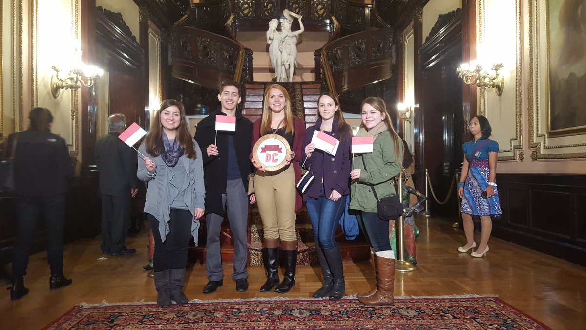 Olivia_Rindfuss's tweet photo. Huge thank you to @permiasDC for having Indonesian Cultural night in the Indonesian Embassy! #TWCfall15 https://t.co/uJwQWyoFWx