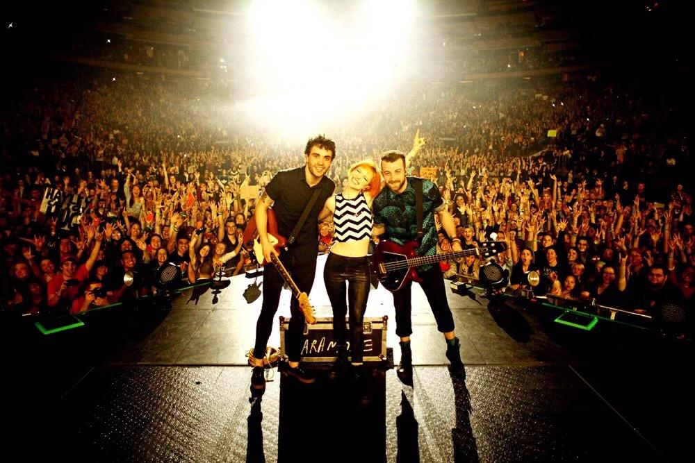 paramoreMLG tweet picture