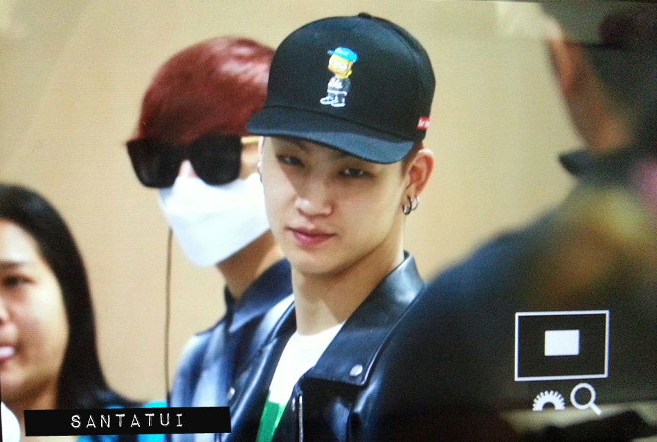 santatui's tweet photo. 151115 #JB MNL https://t.co/whbQyRPf5O